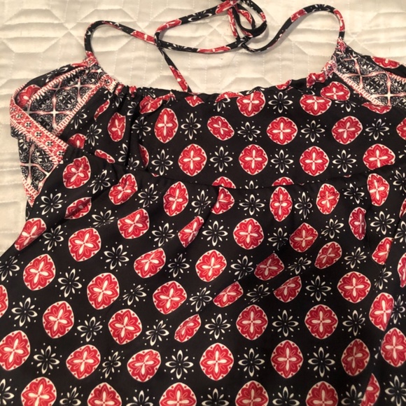 Black-Red-White Halter Top - Picture 9 of 11